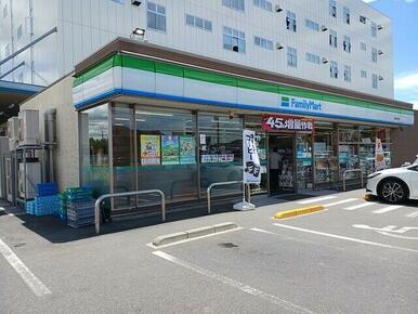 ファミリーマート神辺町川南店
