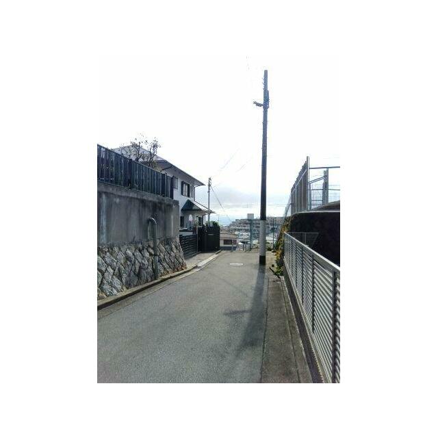 玄関前の前面道路（市道）