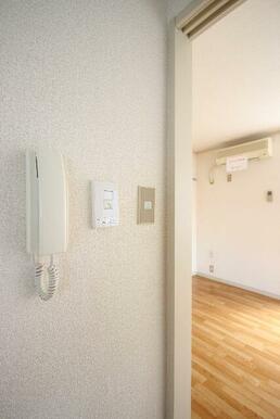 照明などのスイッチ関係のものはリビング脇にまとめてあります。