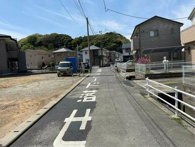 前面道路は北側の幅員約４．４ｍ！