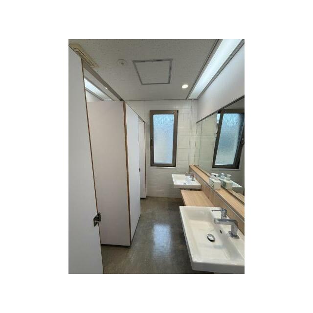 女性用トイレ