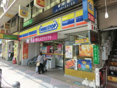 ミニストップ衣笠駅前店