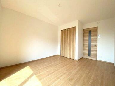 広々とした洋室です