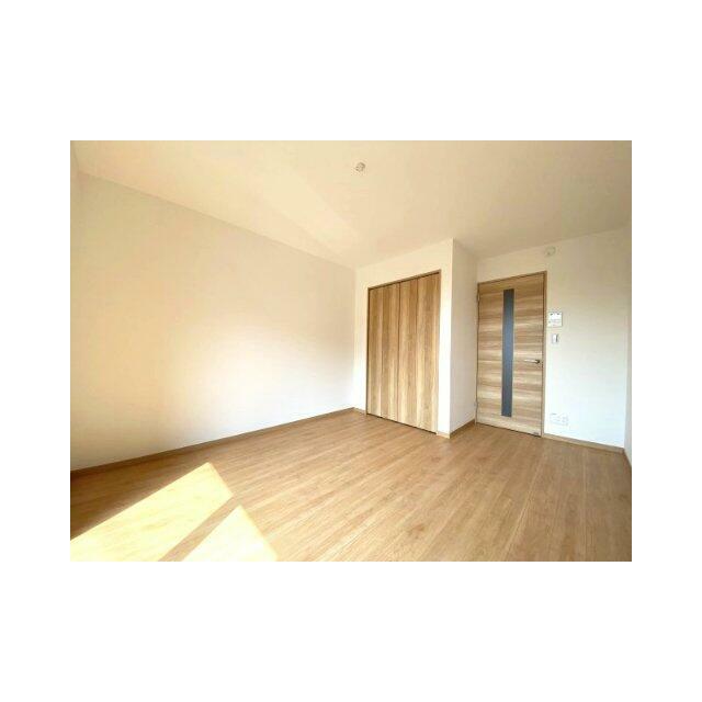 広々とした洋室です