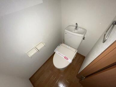 シャワー付トイレ