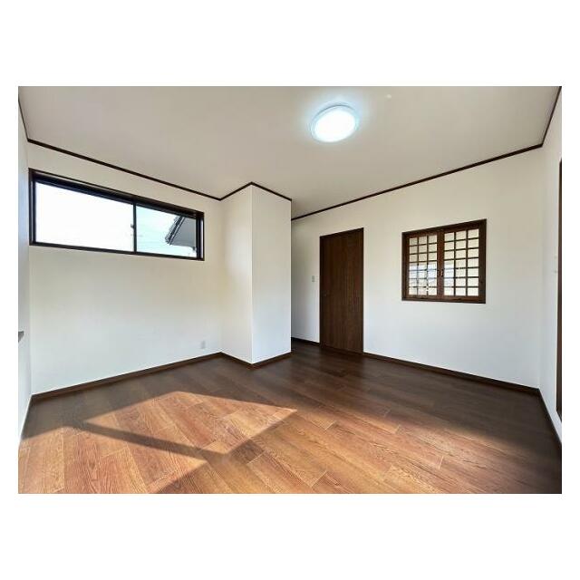2階9帖洋室