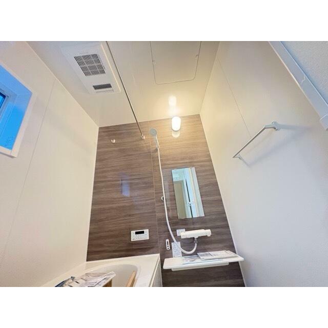 たまりがちな疲れやモヤモヤイライラはバスタイムですっきり洗い流して（1号棟）