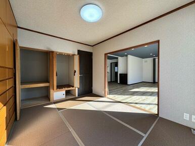 畳も室内もリフォーム済。