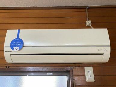 エアコン5台あり