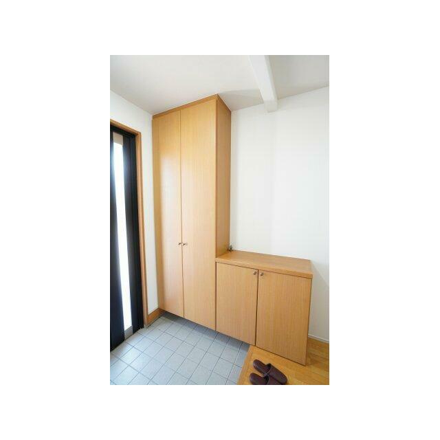 靴棚は既存のものを活用！