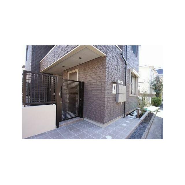共用玄関はオートロック仕様☆
