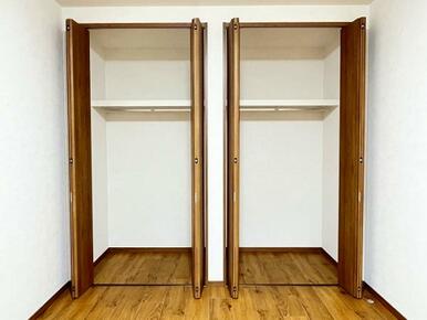 「収納」2階南洋室にございます。