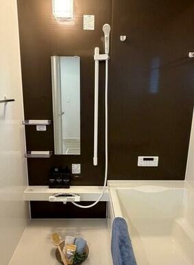 ゆったりくつろげる浴室で、心ほぐれる至福の時間