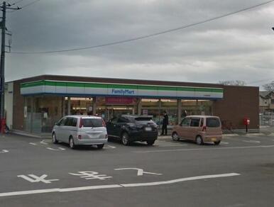 ファミリーマート桜金田店