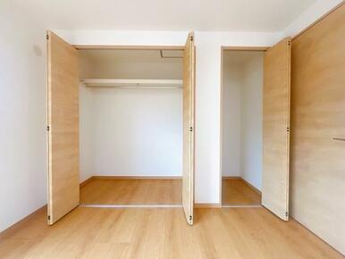 洋室5クローゼット