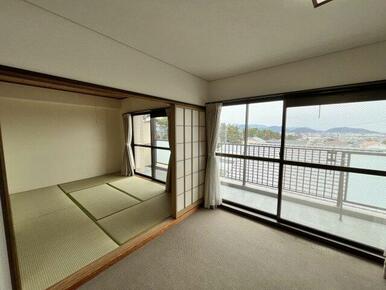 和室がひろがる居住スペース