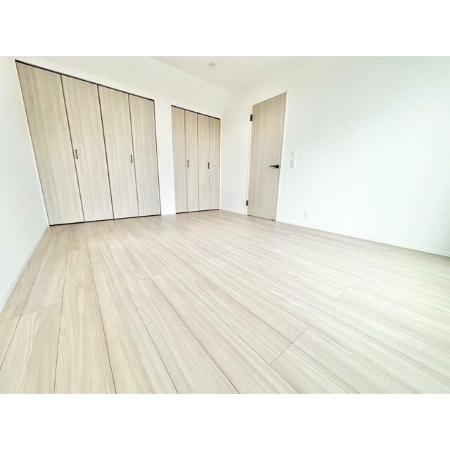 多目的に活用できる洋室