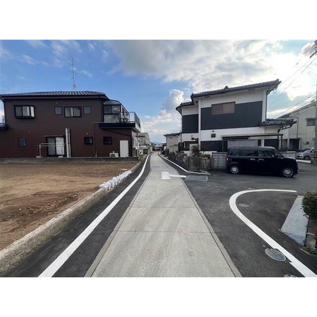西側道路