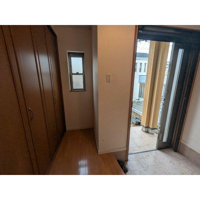 シューズ収納以外にも収納スペースがあります