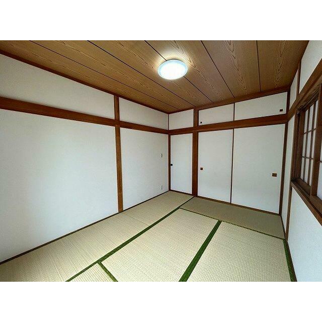 ２階和室約６帖