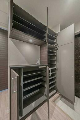 シューズボックス