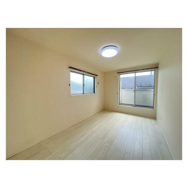 2階洋室約7.5帖