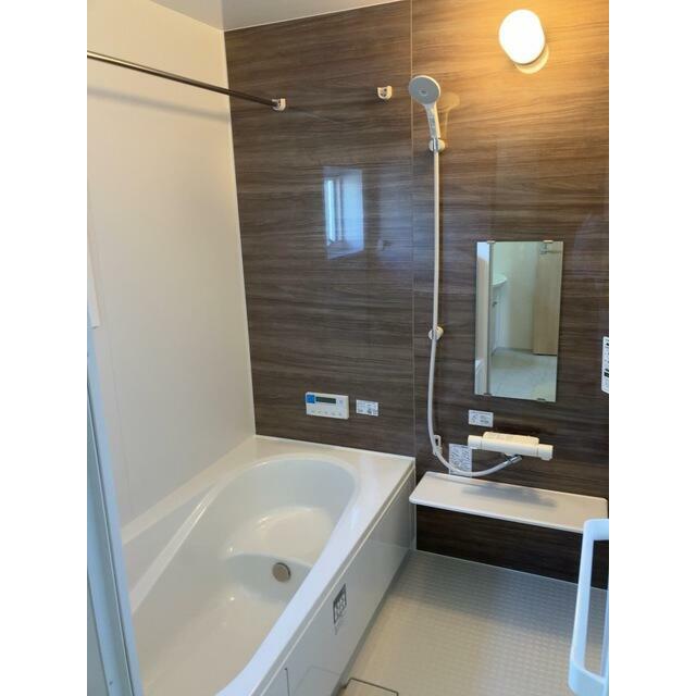 たまりがちな疲れやモヤモヤイライラはバスタイムですっきり洗い流して（1号棟）