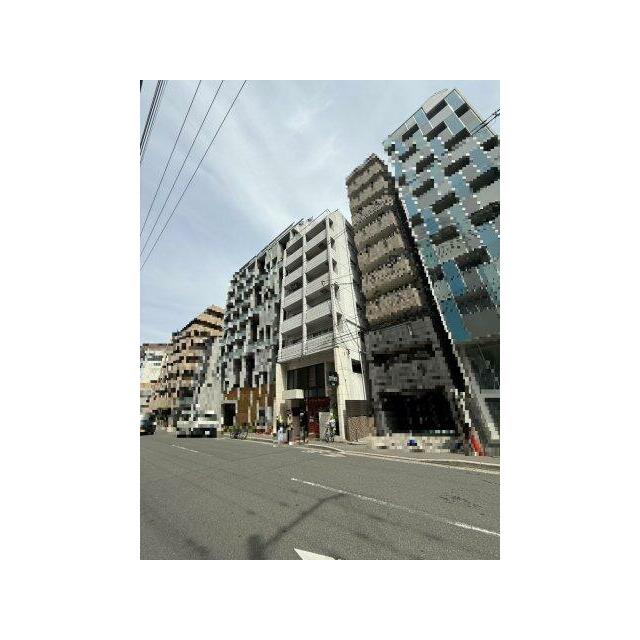 西洞院通りに面したマンションです