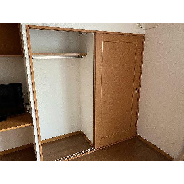 同タイプ部屋の写真となり設備等は現況と異なる場合があります。