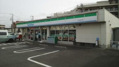 ファミリーマートTKS東大門店