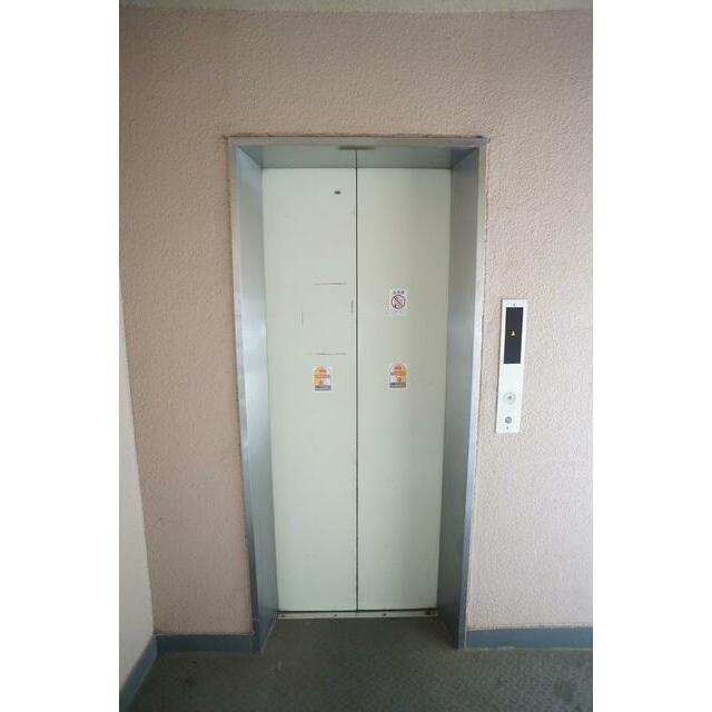 エレベーター付なので、たくさんお買い物しても安心ですね♪