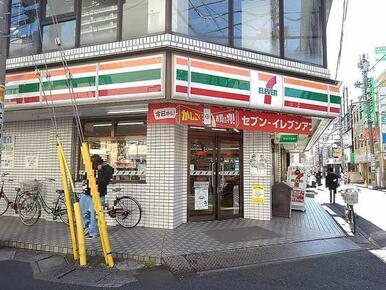 セブンイレブン越谷東口店