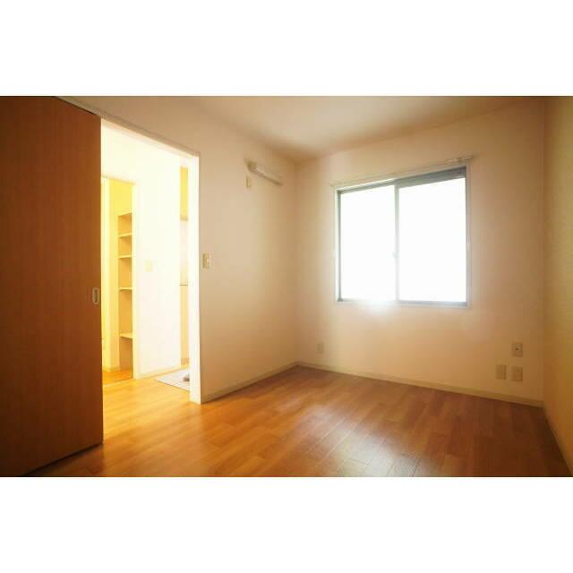 使い勝手の良い洋室