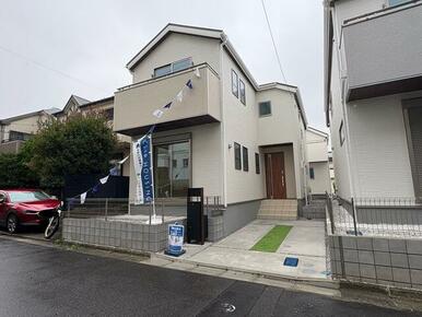 日を重ねるごとにこの佇まいに愛着が湧いてきそう（1号棟）