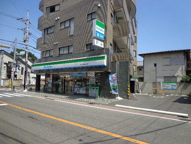 ファミリーマートあぶらや給田三丁目店