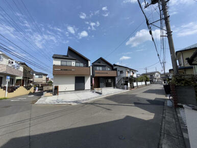 【前面道路】、南西6.8m、北西4.0m（一方通行）