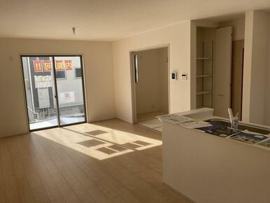 わが家のリビング、それはいちばん自分らしく振る舞える空間（1号棟）