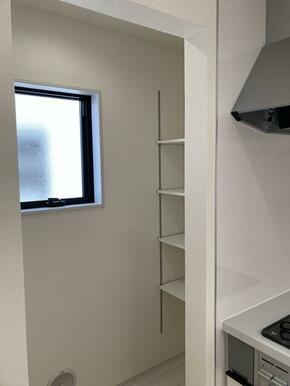 部屋をすっきりさせるのに欠かせない収納。まめに整理整頓したくなる！（10号棟）