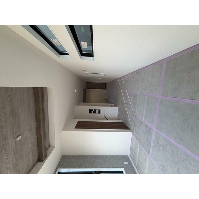 訪問者に物件の印象を決定づけるエントランス（2号棟）