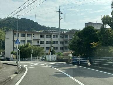 松山市立伊台小学校