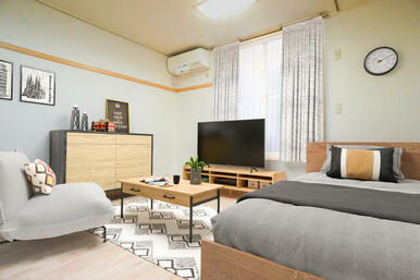 こちらの家具はCGです。家具付きではございません。