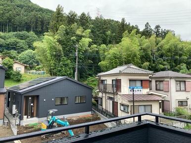 気分転換には外の空気で深呼吸するのがいちばん！（1号棟）