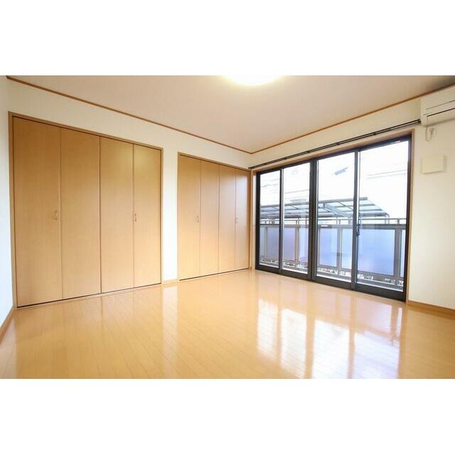 収納豊富！居室部分を広々使えます！