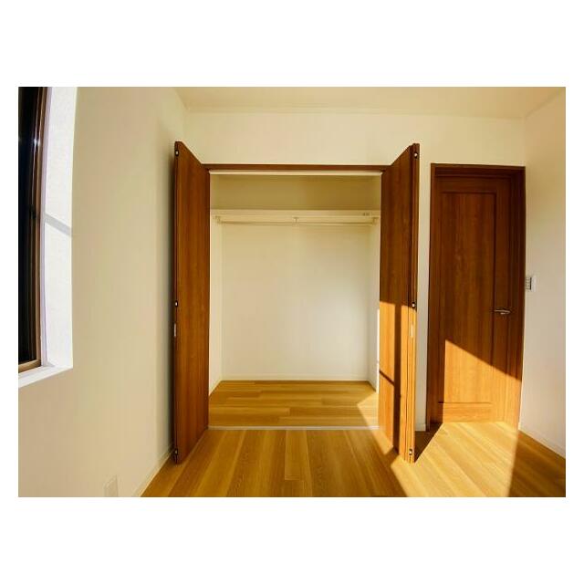 洋室クローゼット