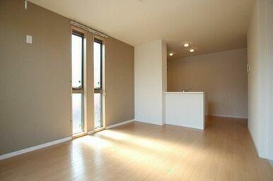 角部屋なので２面採光となります。