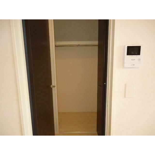 玄関クローゼット