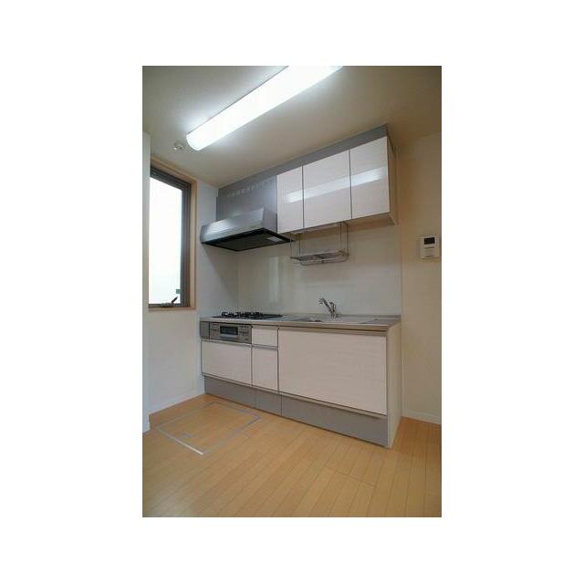 ■３口ガスコンロ・グリル付きのシステムキッチン