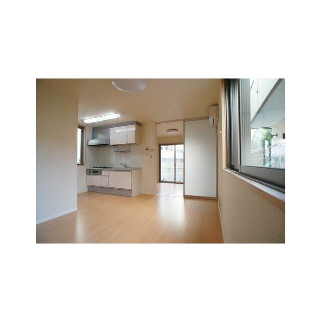 ■２面採光、フローリング仕様のお部屋