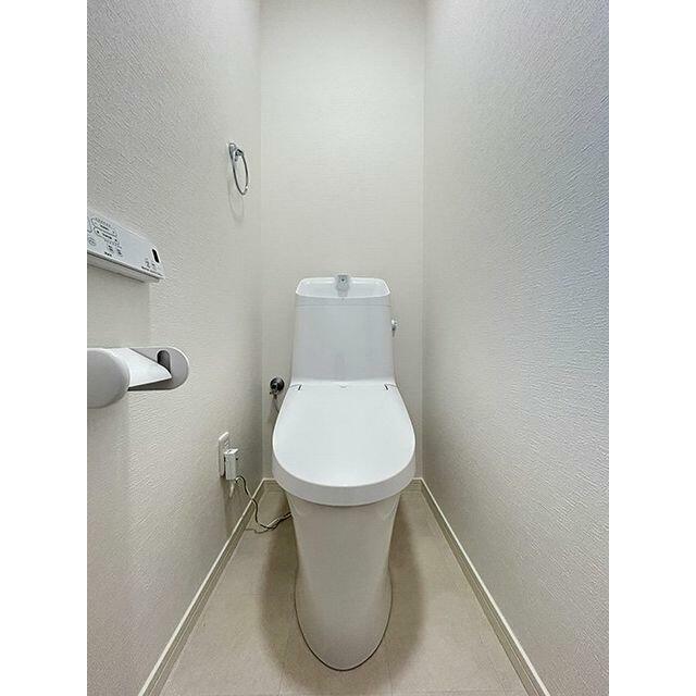 １階トイレ　新品交換済