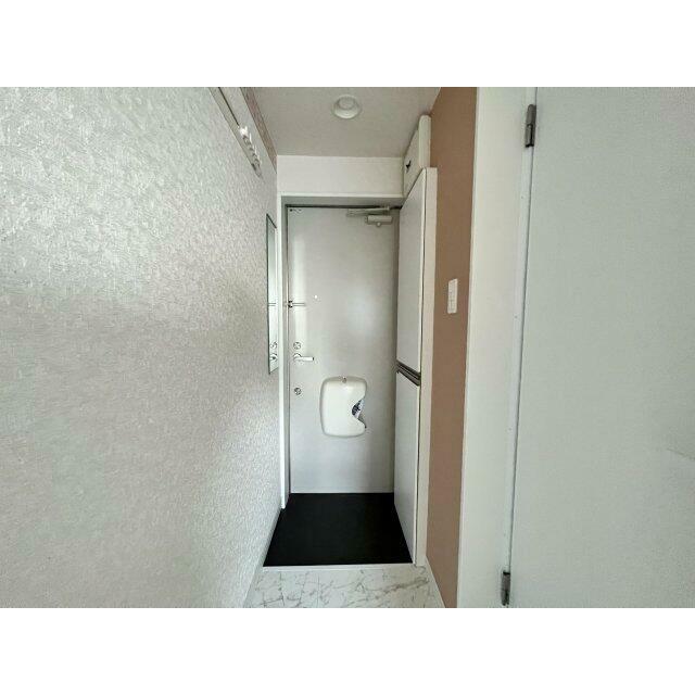 Ｗロックの玄関